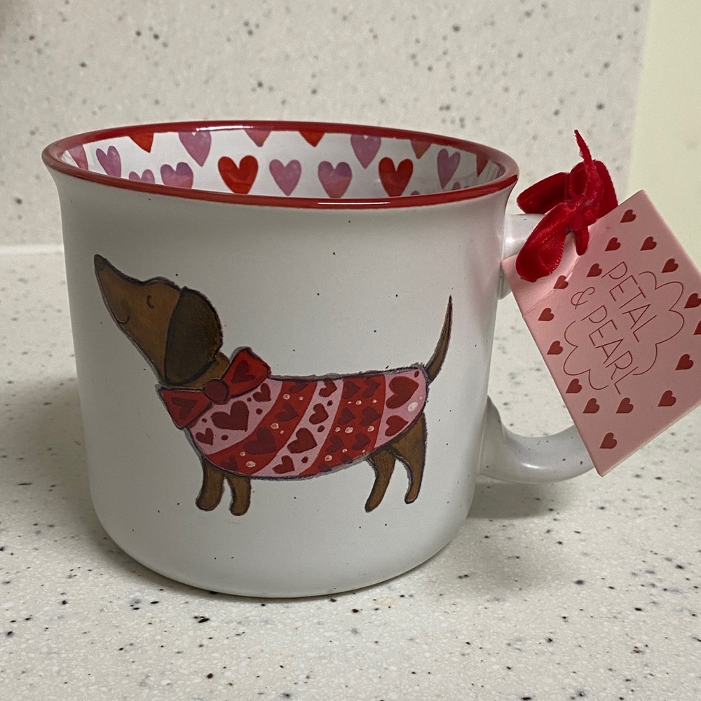 NWT.  Petal & Pearl, 20oz., ceramic mug.